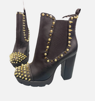New Cape Robin Gold Studded Black Faux Leather High Heel Platform Spike Boot 6.5