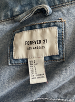 Women’s FOREVER 21 Distressed Denim Jacket Sz Small